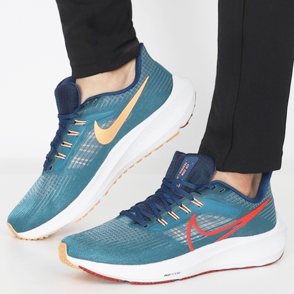 Nike Air Zoom Pegasus 39 Spruce Crimson DH4071-302 Running Sneakers Men's 7 - Picture 2 of 11